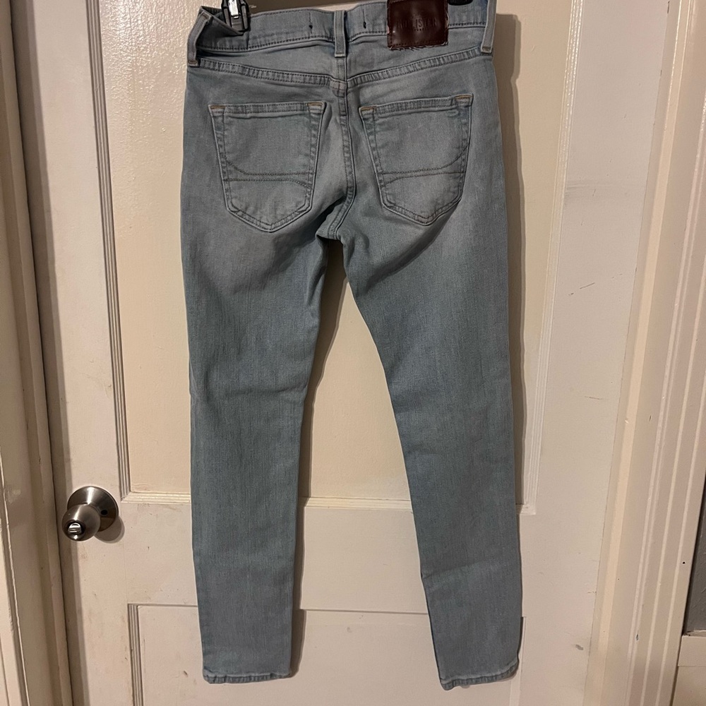 Hollister Women's Light Blue Skinny Jeans - Picture 7 of 7